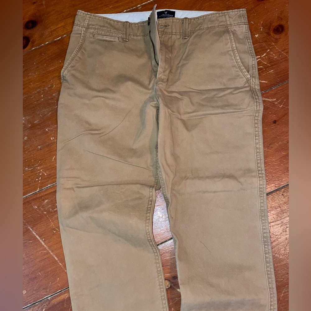 American Eagle relaxed straight khaki pants